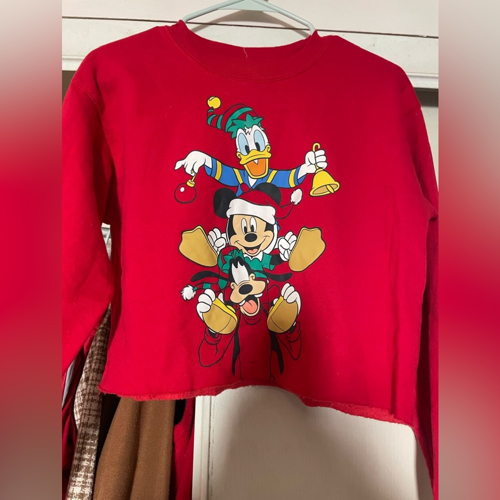 Disney Red Christmas Cropped Sweater ♥️